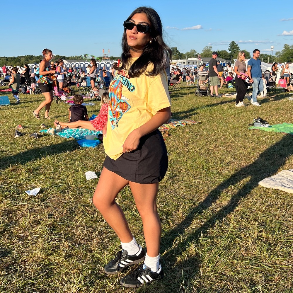 Meet your Posher, Joelle